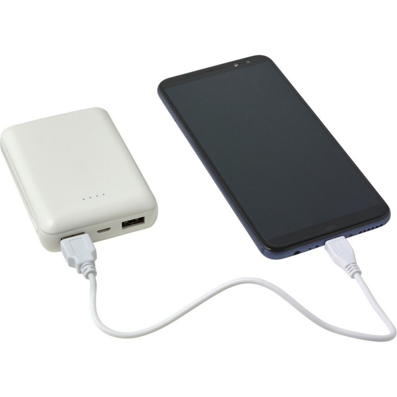 Повербанк на 10000 mAh