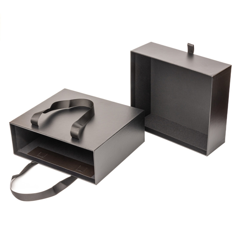Подарункова коробка Primo Black (23 х 20 х 8,5 см) з ручками